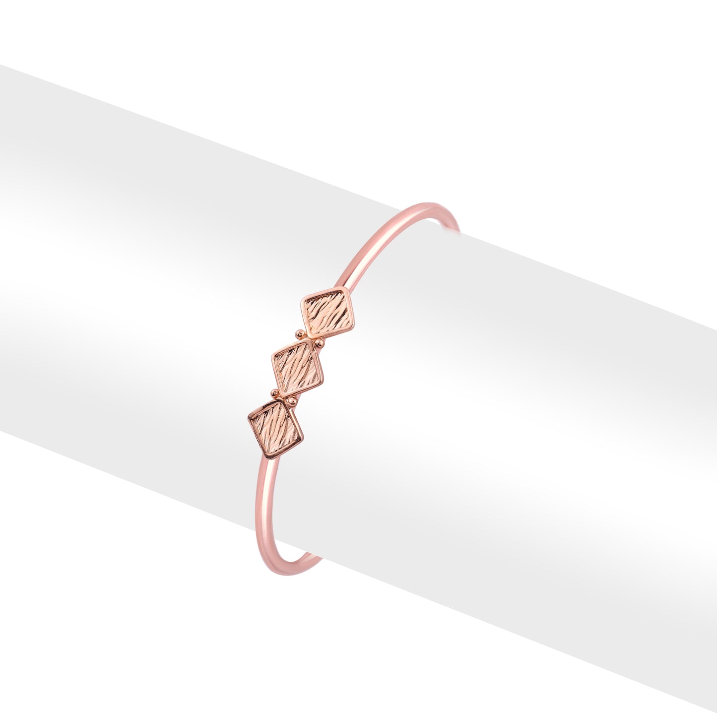 Evara Edge Bracelet