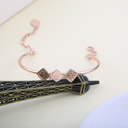 Evara Edge Bracelet